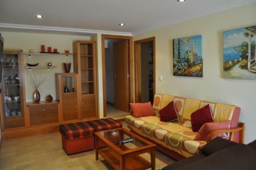 Casa Alargo