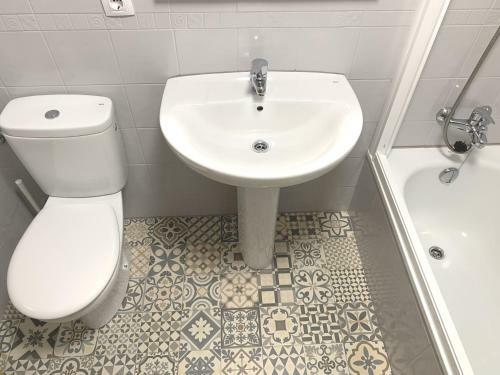 Hostal Pension 23-vinte E Tres