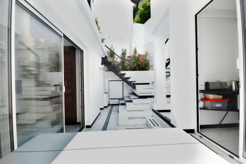 Exclusive Townhouse In Ojen