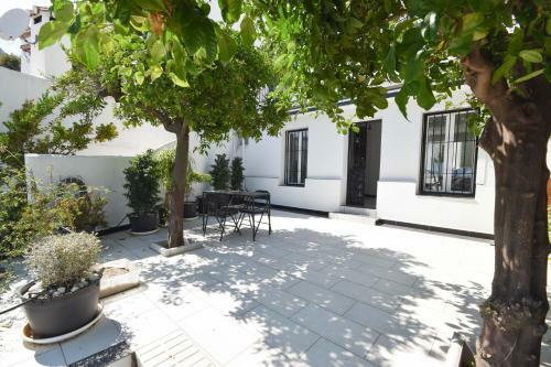 Exclusive Townhouse In Ojen