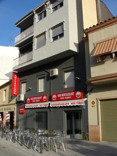 Hostal Habitacions Casa Roberto