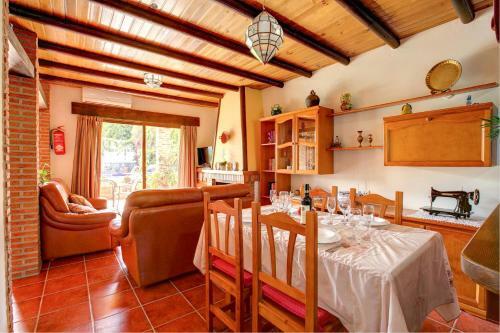 Orgiva Villa Sleeps 4 Air Con Wifi