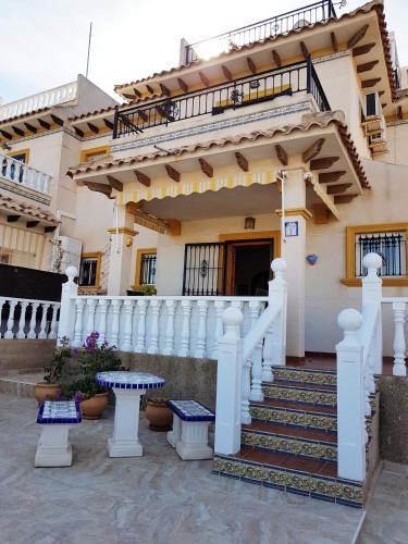 Villa 3 Bedroom House Cabo Roig