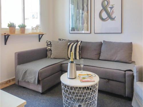Two-bedroom Apartment In Orihuela Costa