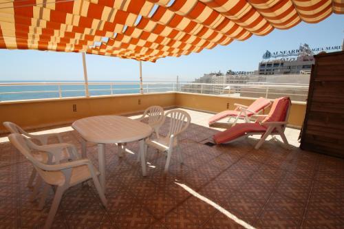 Apartamentos Vacacionales Marina De Oro