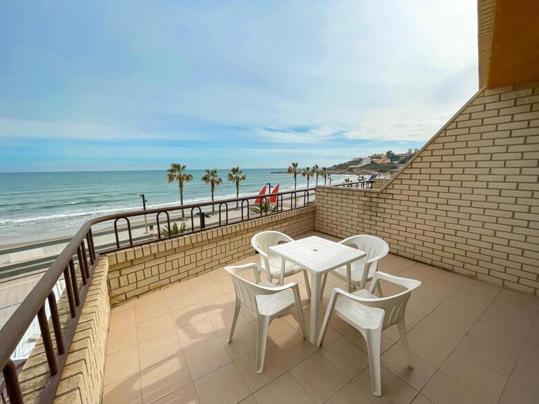 Apartamentos Oropesa Primera L�nea 3000