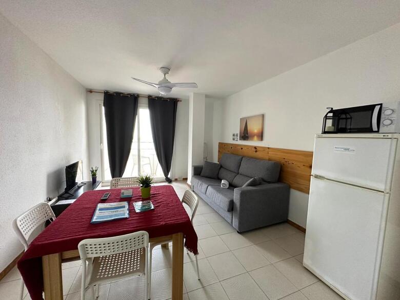 Apartamentos Oropesa Primera L�nea 3000