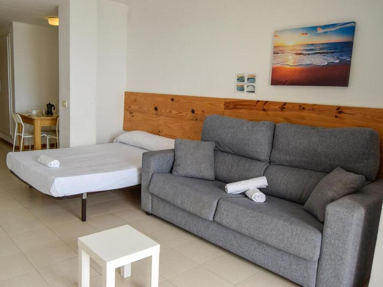 Apartamentos Oropesa Primera L�nea 3000