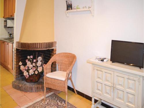 Two-bedroom Apartment In Osor