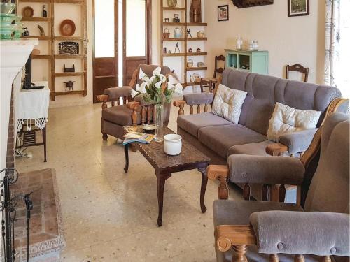 Five-bedroom Holiday Home In Osuna