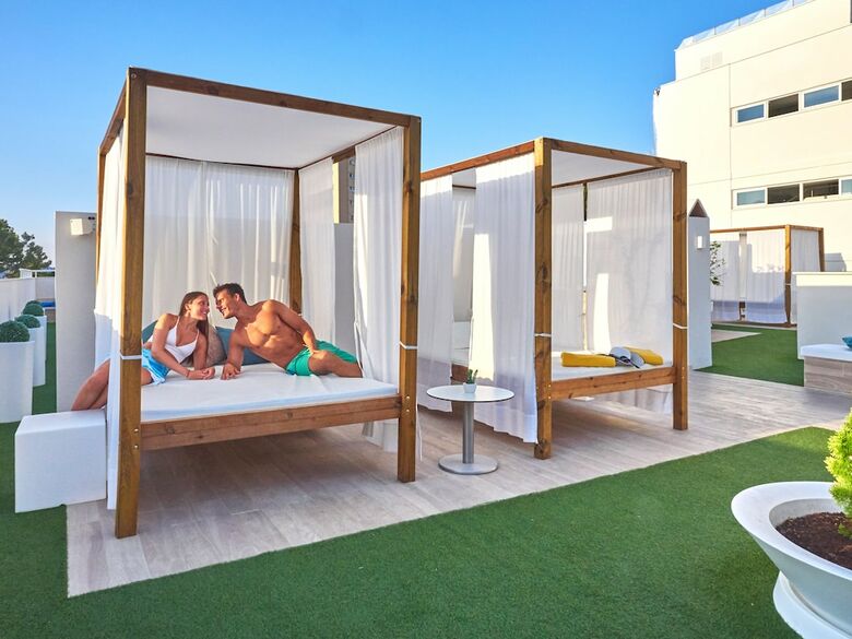 Hotel Bq Bulevar Peguera- Adults Only