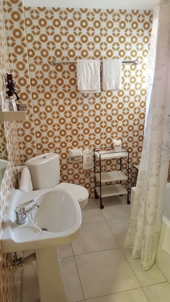 Hostal Residencia Catalina