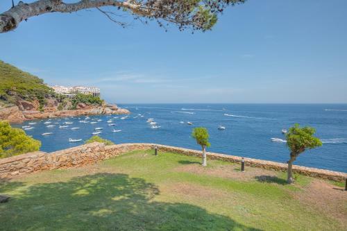 Flateli - Villa En Sa Tuna
