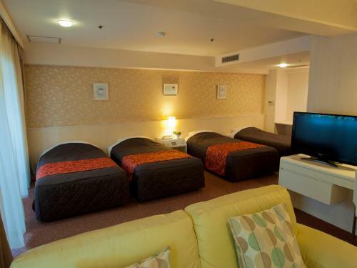 Hotel Maple Arima
