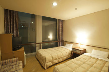 Hotel Osaka Castle