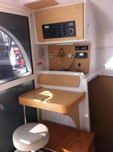 Lagoon 380