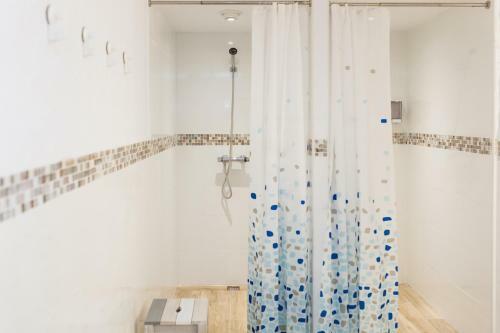 Singular Hostel By Eurotels - Albergue Juvenil