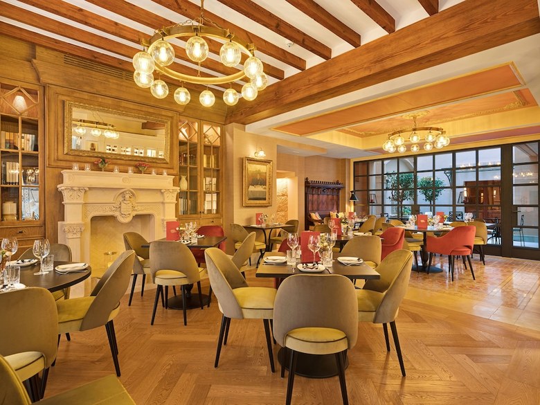 Hotel Gloria De Sant Jaume