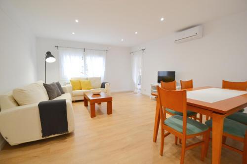 Bellver Apartment