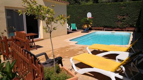 Villa Pals Carles Piscina