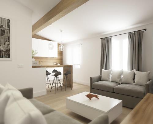 Antique Pamplona Tres Reyes Apartments