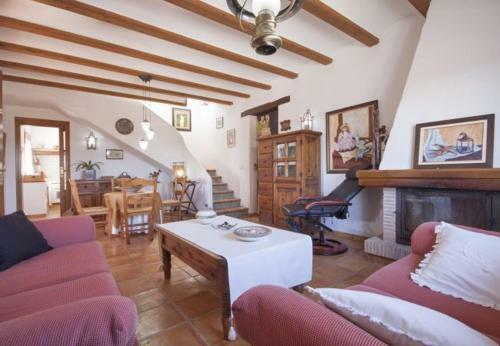Paratella Villa Sleeps 8 Pool