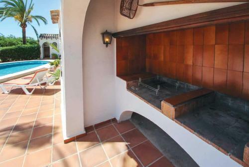 Paratella Villa Sleeps 7 Wifi