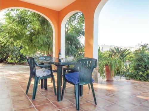 Three-bedroom Holiday Home In Pego