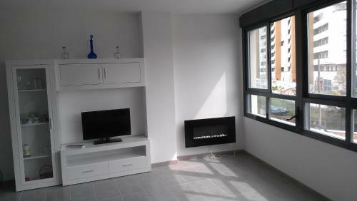 Apartamento Piso Capri Iii, Ref. 389