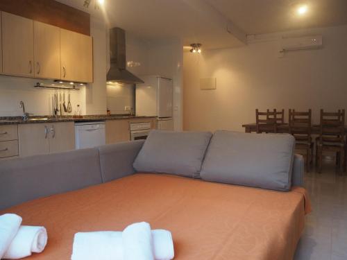 Ref. 226. Apart. Arpelles