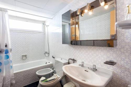 Apartamento P3. Acapulco, Pineda De Mar