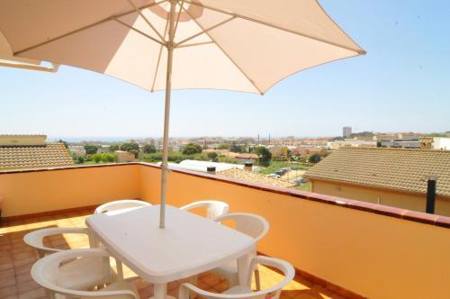 Villa Homeholidaysrentals Navy Blue