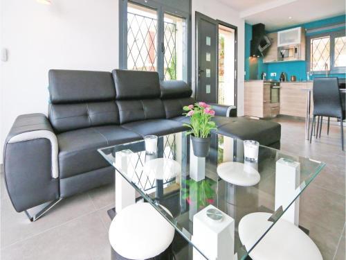 Studio Holiday Home In Pineda De Mar