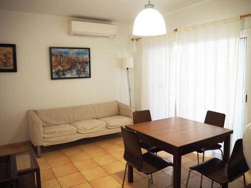 Apartamento En Edifici Carlomagno