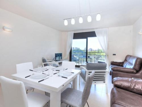 Apartment Castell