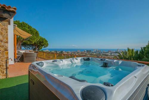 Castell-platja D'aro Villa Sleeps 10 Pool Wifi