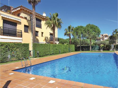 Two-bedroom Apartment In Platja D'aro