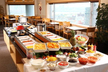 Hotel Shin Osaka Washington Plaza