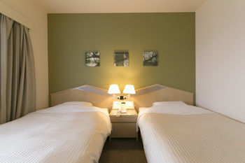 Hotel Shin Osaka Washington Plaza