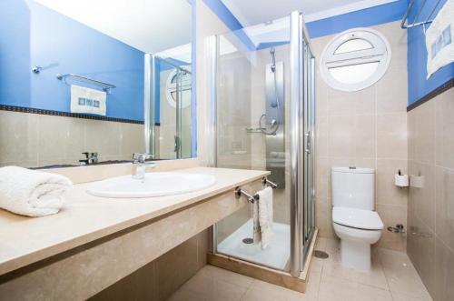 Playa Blanca Villa Sleeps 8 Pool Air Con T400282