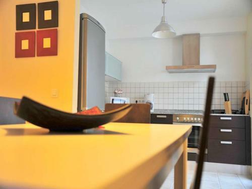 Playa Blanca Villa Sleeps 6 Pool Wifi T691303