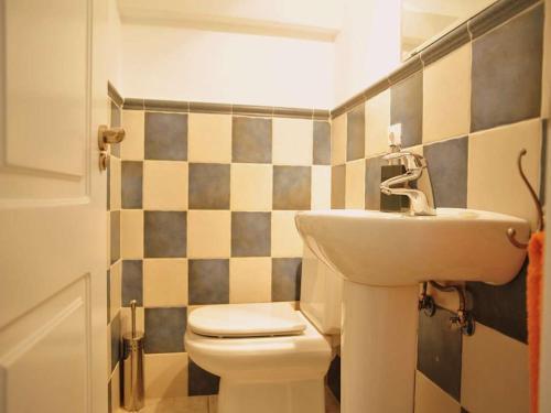 Playa Blanca Villa Sleeps 6 Pool Wifi T691303