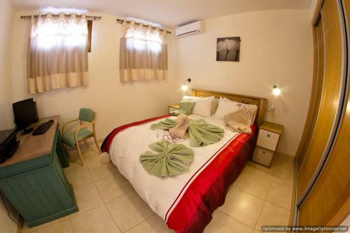 Villa 26 With Pool, Hot Tub And Great Sea Views