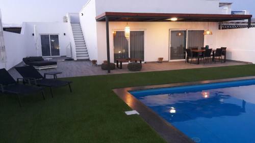 Superior Villa In Lanzarote Mt
