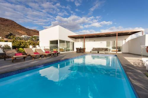 Villa Deluxe I