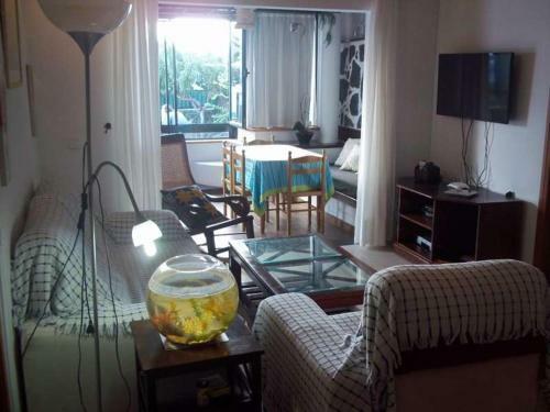 Playa Blanca Villa Sleeps 6 Pool Wifi T691312
