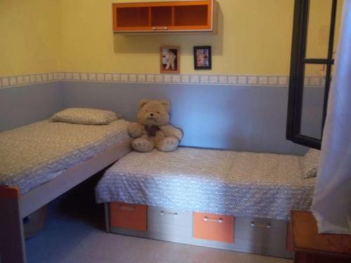 Playa Blanca Villa Sleeps 6 Pool Wifi T691312