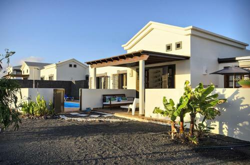 Villa Los Charcones