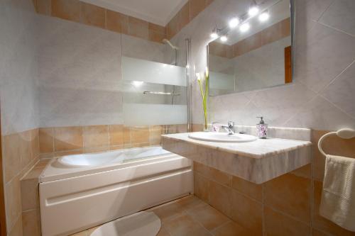 Seashells Apartment