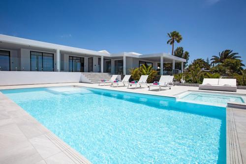 Villa Cascada33
